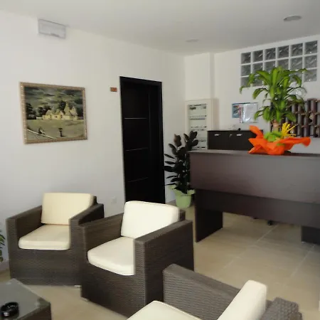 Appart hôtel Della Vista *