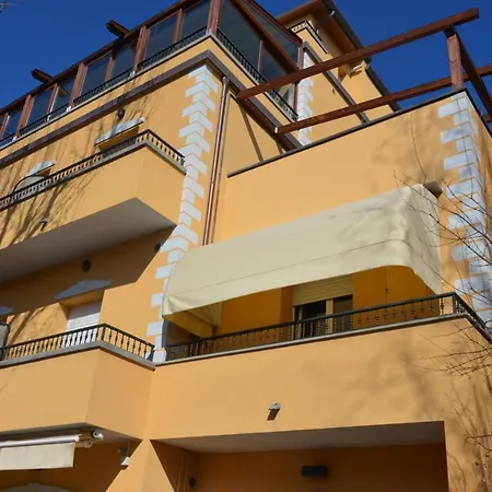 Apartahotel Della Vista Rímini