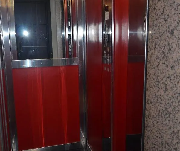 Della Vista Aparthotel