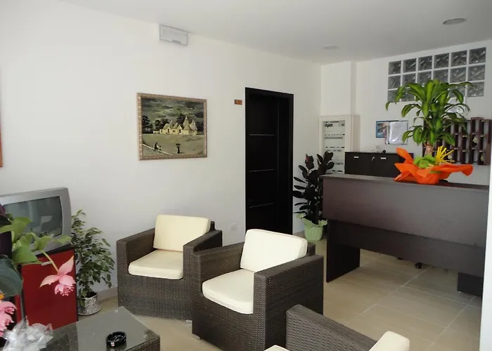 Della Vista Aparthotel