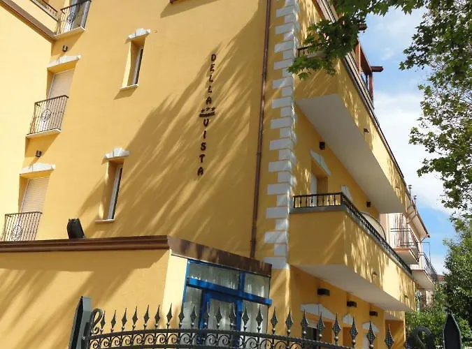 Ξενοδοχείο με διαμερίσματα Della Vista